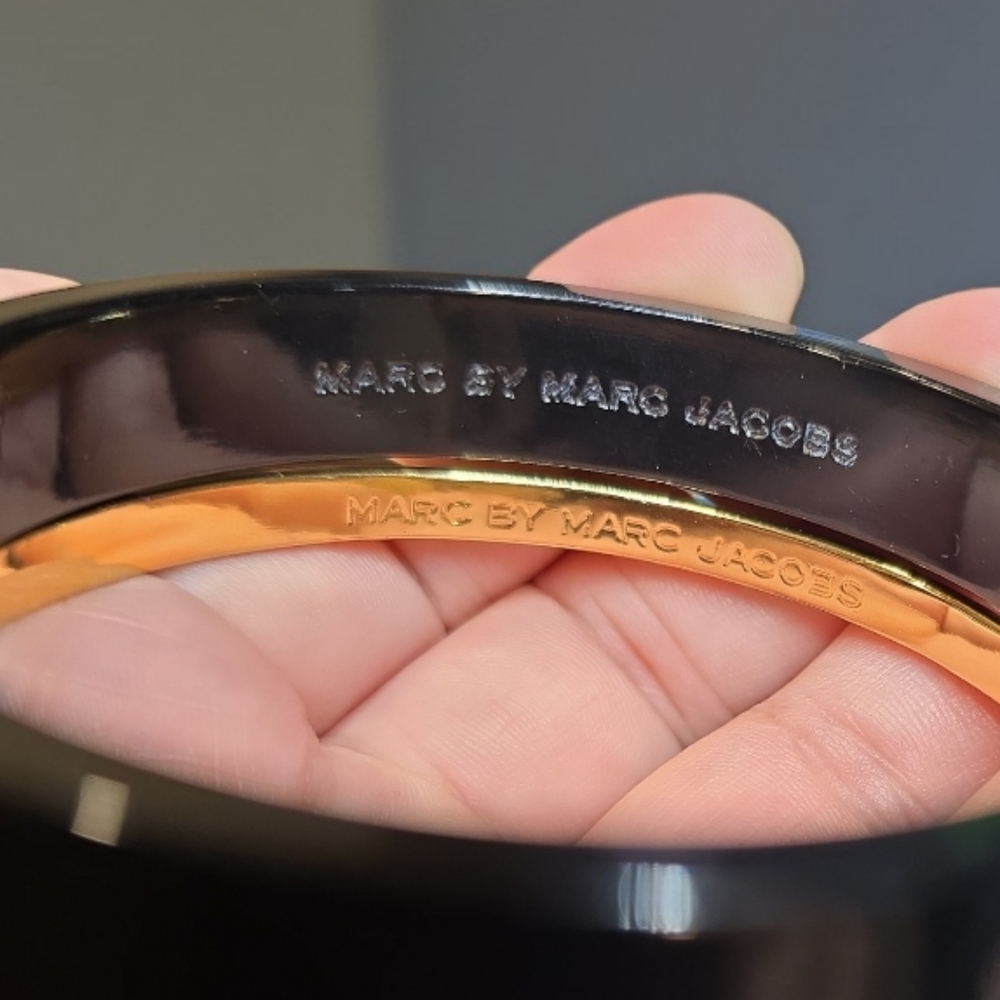 NWT Y2k Marc By Marc Jacobs Clamper Bangle - Picture 3 of 3